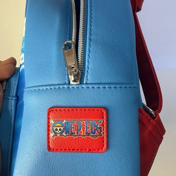 One Piece Mini-Backpack - Picture 5 of 5